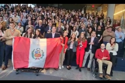 Centenares de peruanos que estudian maestrías en Estados Unidos confían en el futuro del Perú