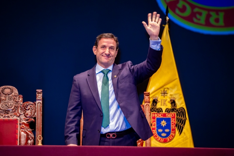 Renzo Reggiardo jura como alcalde de Lima y se compromete a revertir la inseguridad